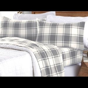 Great Bay fleece sheets